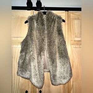 Tart Collections Elegant Gray Faux Fur Vest